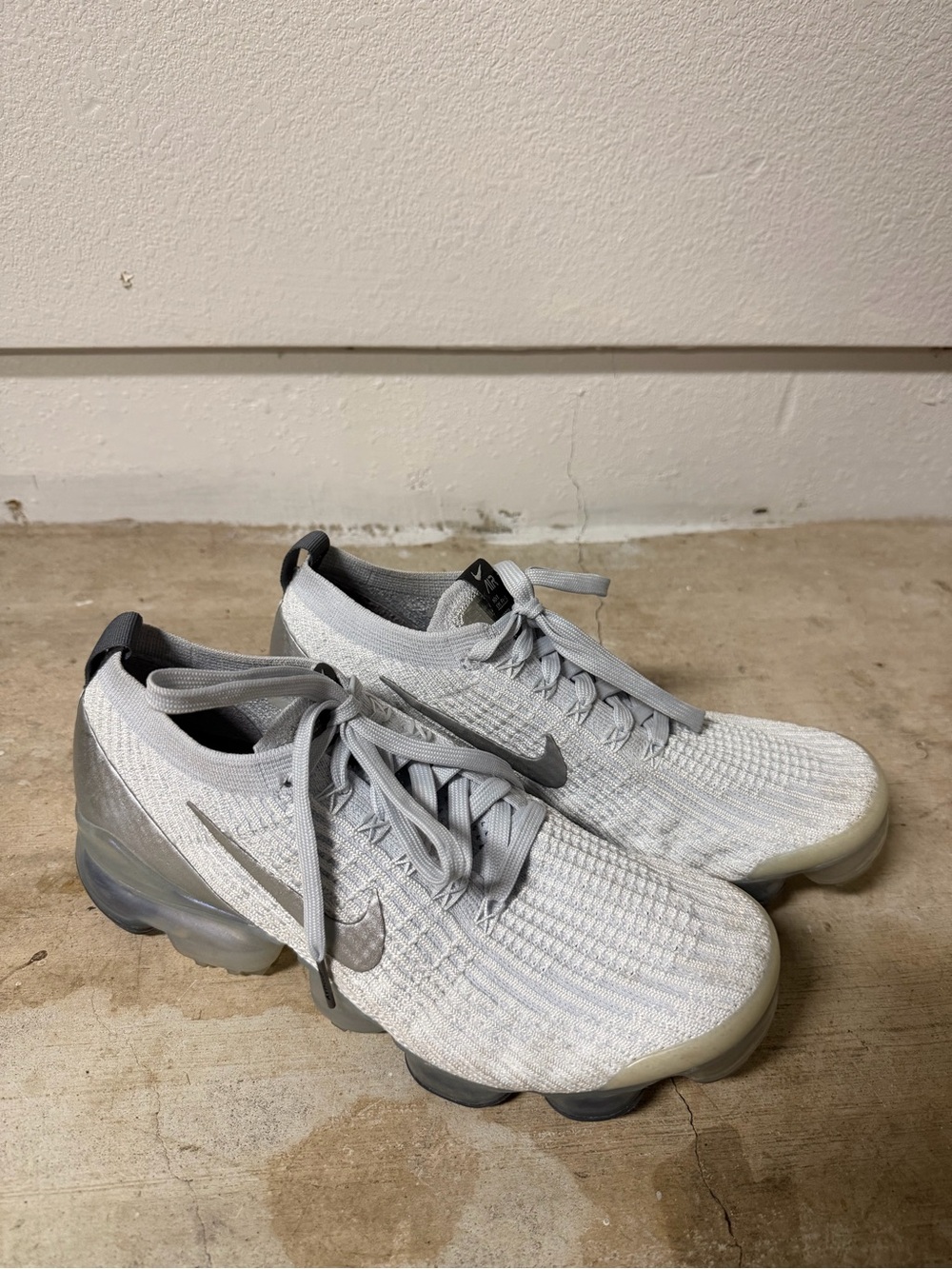 Nike Air VaporMax Flyknit 3 'Reflective Silver' Gray Women’s Size 9.5 Training